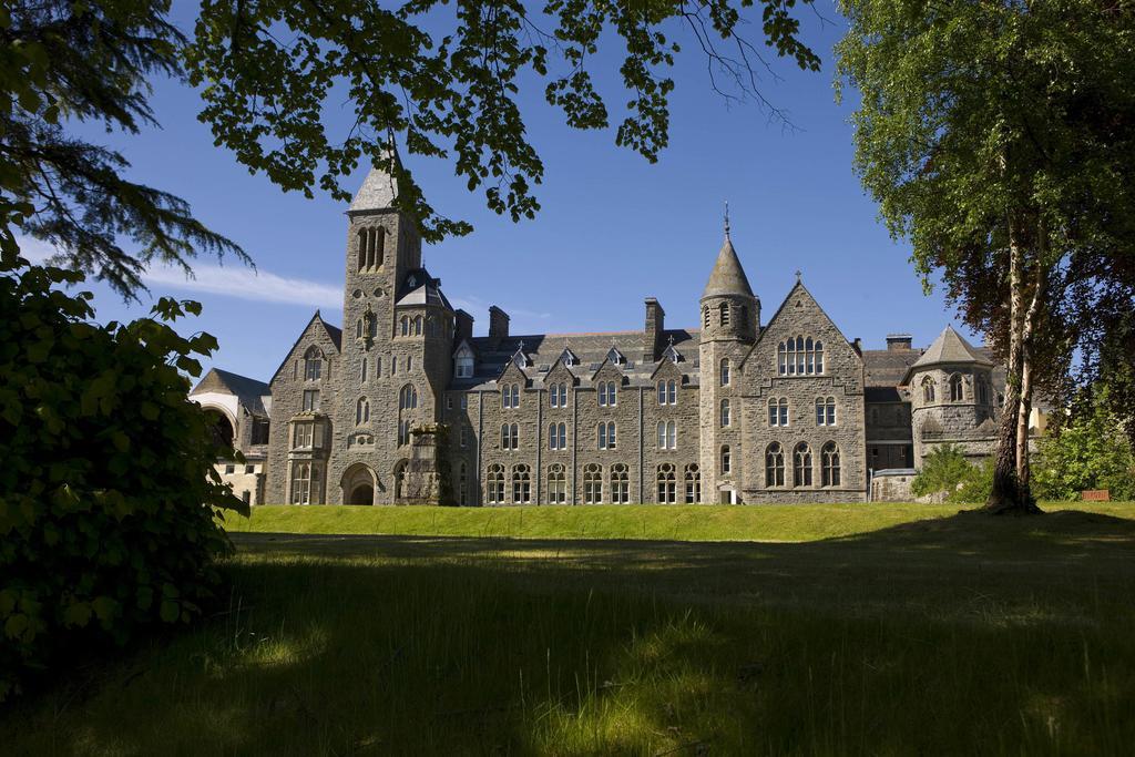 Raven Wing Apartments - Highland Club Scotland 포트오거스타 객실 사진