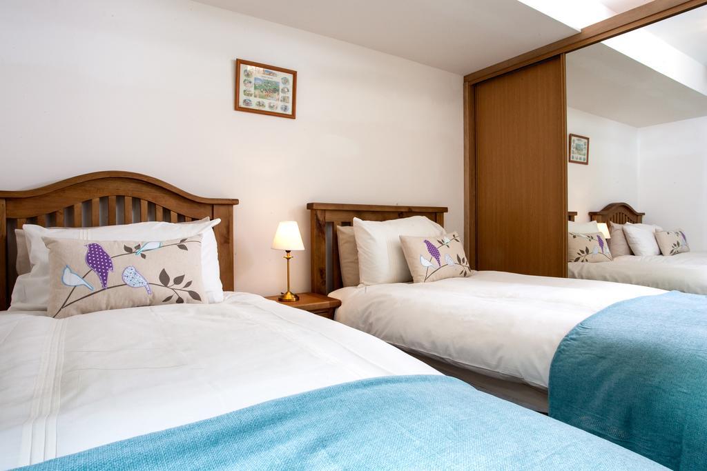 Raven Wing Apartments - Highland Club Scotland 포트오거스타 객실 사진