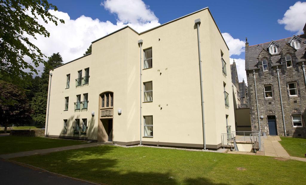 Raven Wing Apartments - Highland Club Scotland 포트오거스타 객실 사진