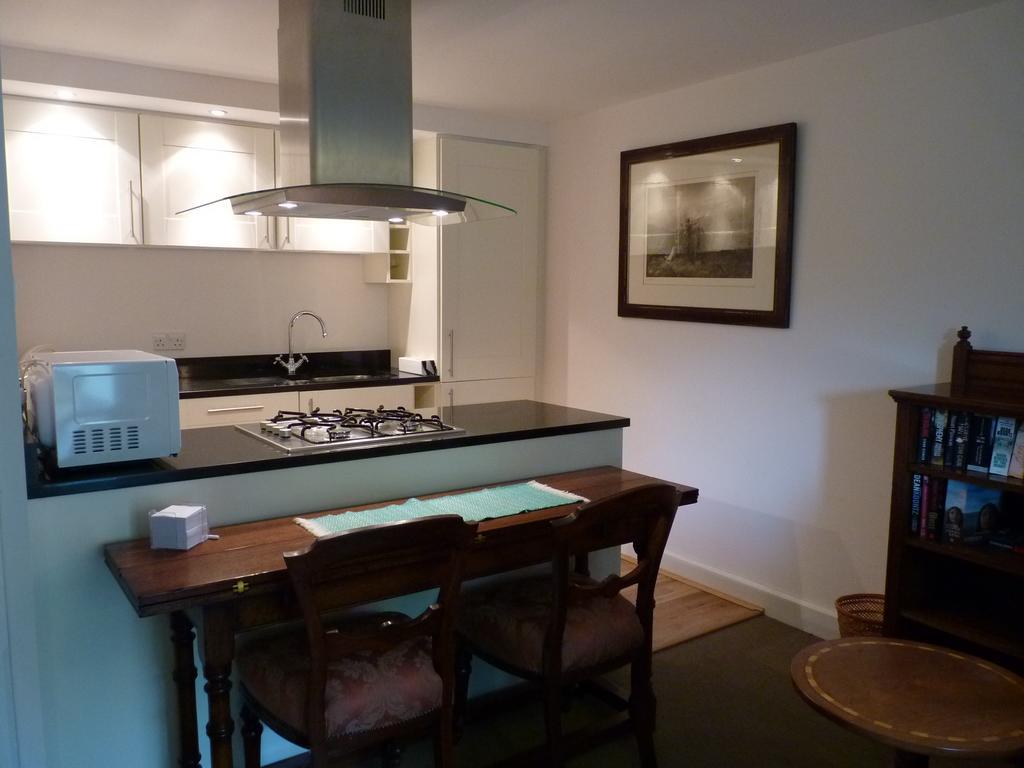 Raven Wing Apartments - Highland Club Scotland 포트오거스타 객실 사진